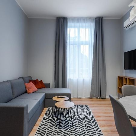 New Black & White - 2Bdr Apartment With Balcony София Экстерьер фото